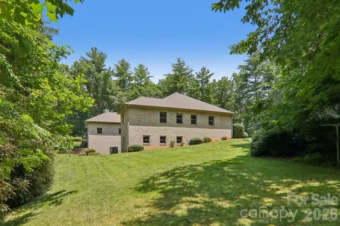 208 Arbor Lane Hendersonville NC 28791