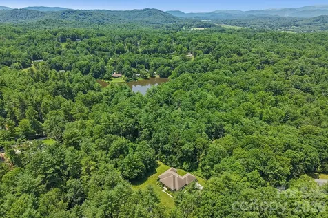 208 Arbor Lane Hendersonville NC 28791