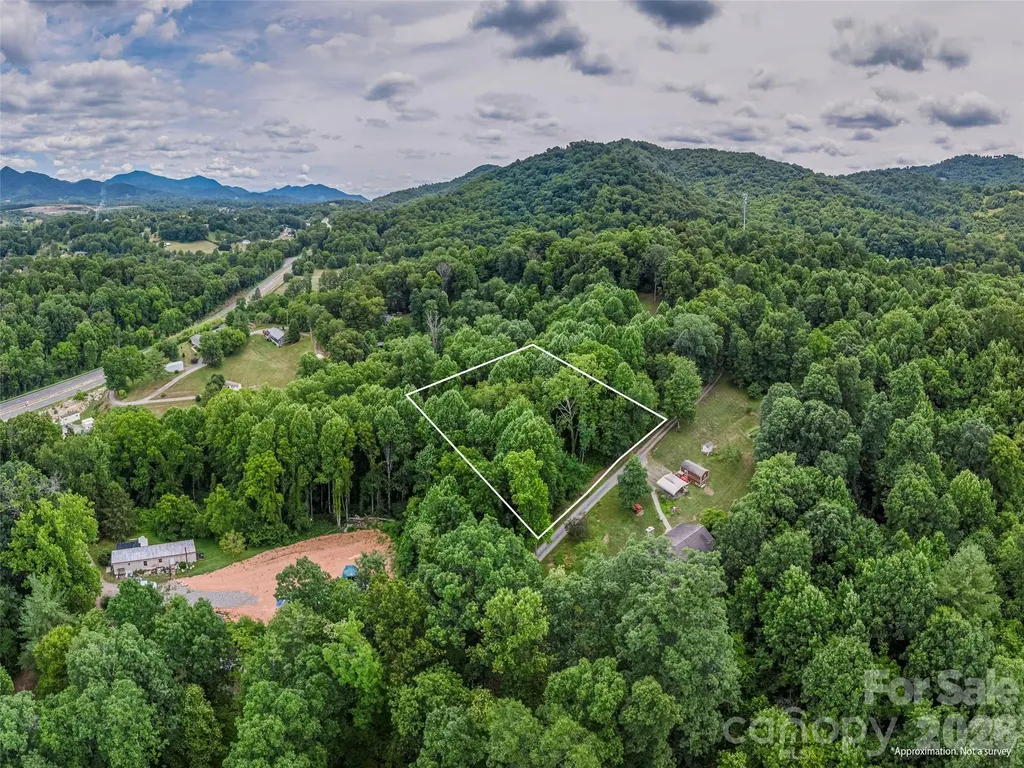 241 Clyde View Heights Clyde NC 28721