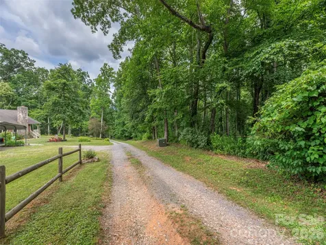 241 Clyde View Heights Clyde NC 28721