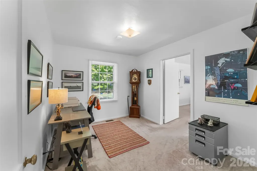 19 Wilburn Road Asheville NC 28806