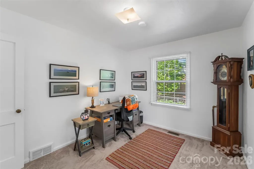 19 Wilburn Road Asheville NC 28806