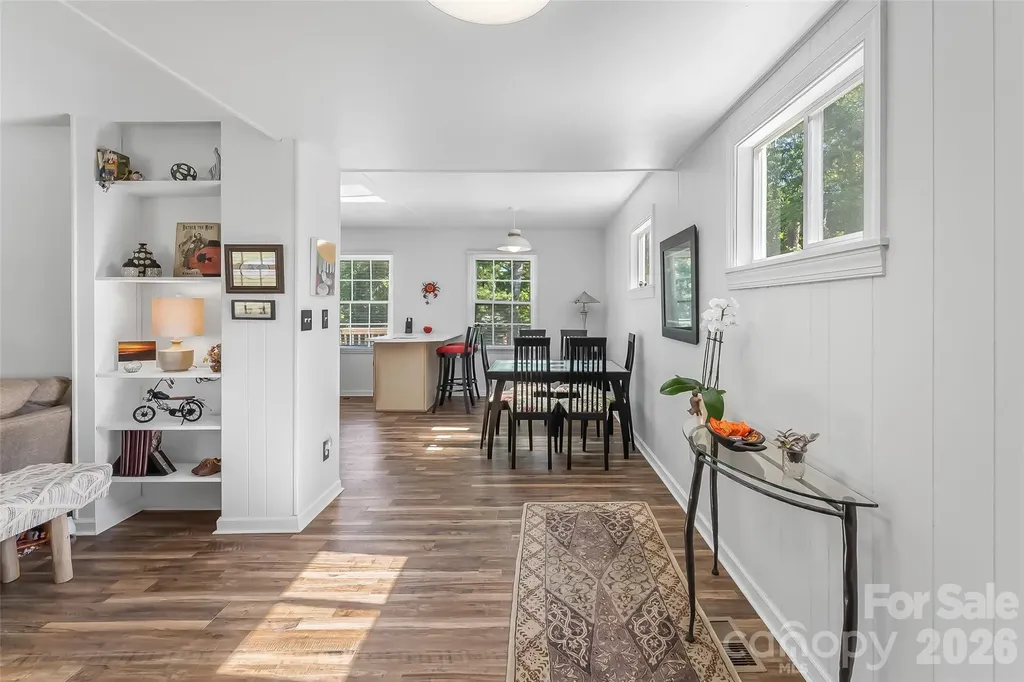 19 Wilburn Road Asheville NC 28806