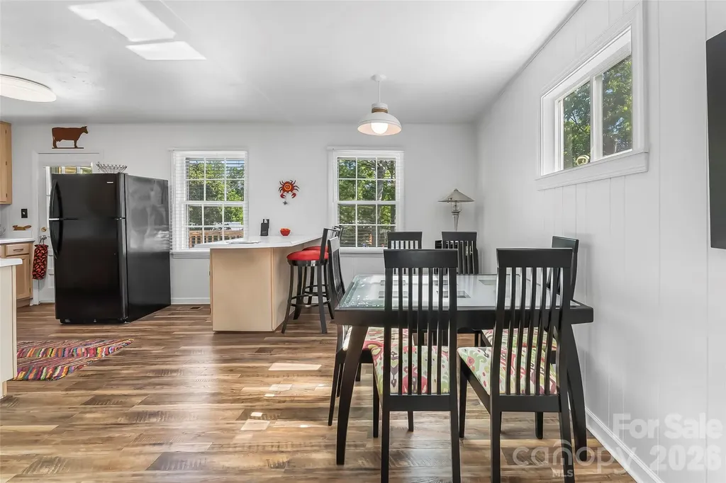 19 Wilburn Road Asheville NC 28806