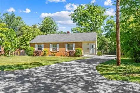 19 Wilburn Road Asheville NC 28806