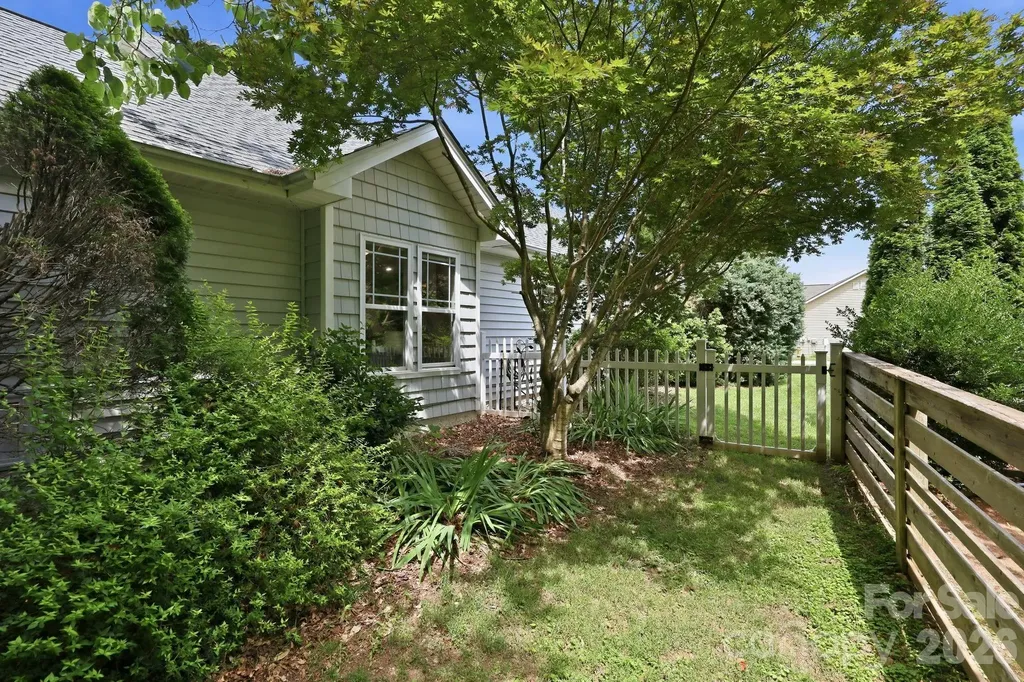 51 Sunview Circle Arden NC 28704