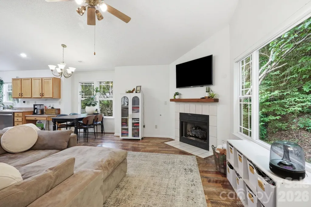 51 Sunview Circle Arden NC 28704