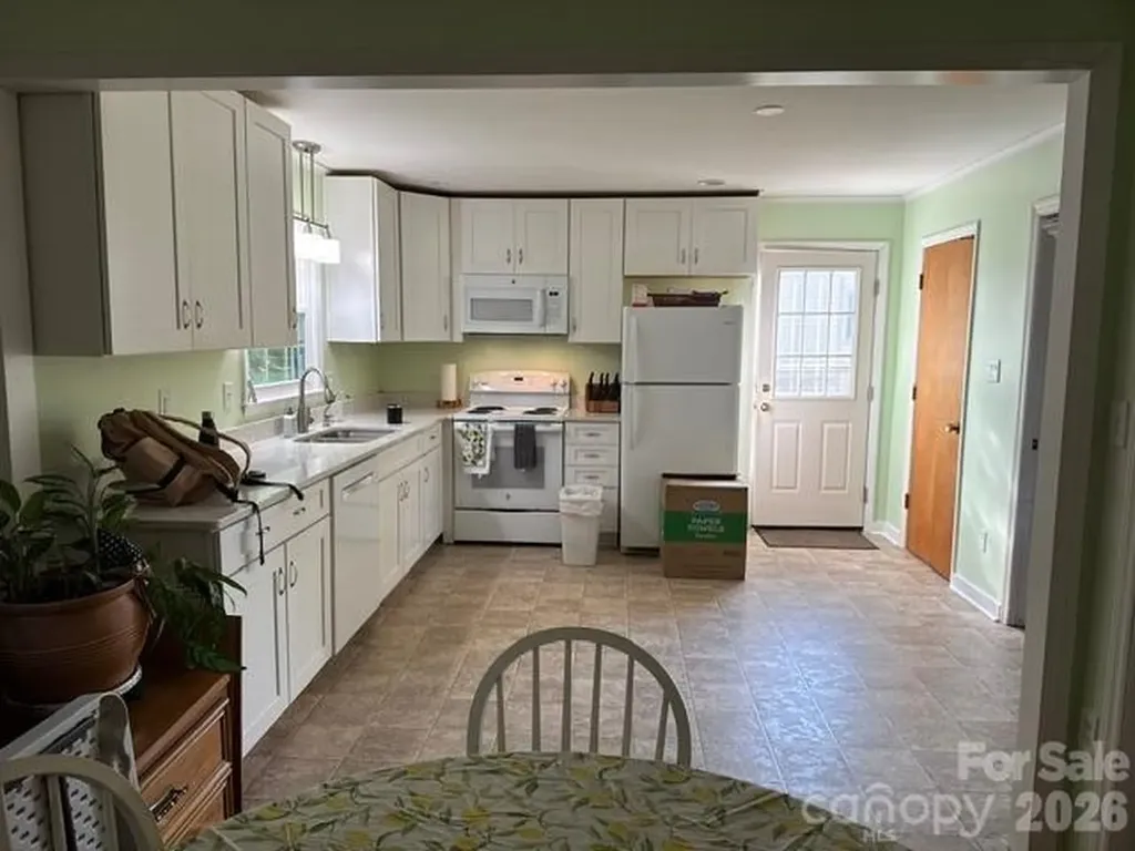 7644 Bramblewood Drive Charlotte NC 28217