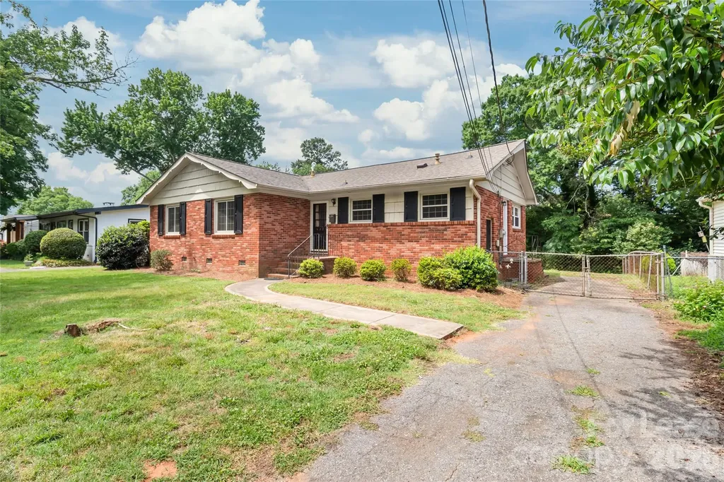 6338 Montpelier Road Charlotte NC 28210
