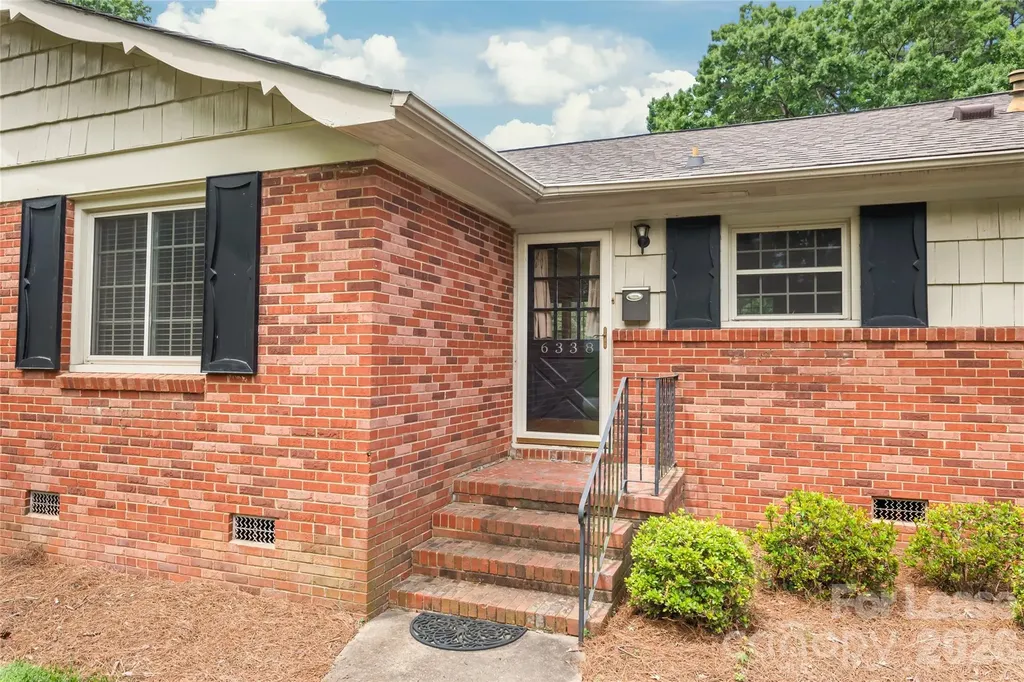 6338 Montpelier Road Charlotte NC 28210