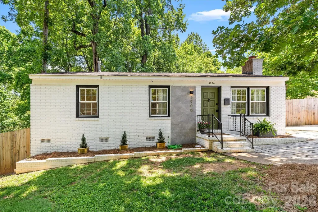 3900 Dunwoody Drive Charlotte NC 28215