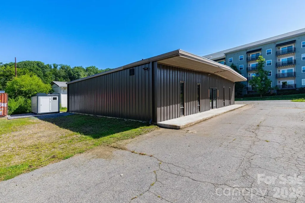 22 Stoner Road Asheville NC 28803