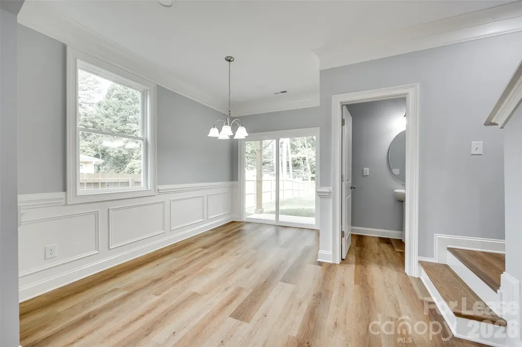 500 Dawn Circle Charlotte NC 28213