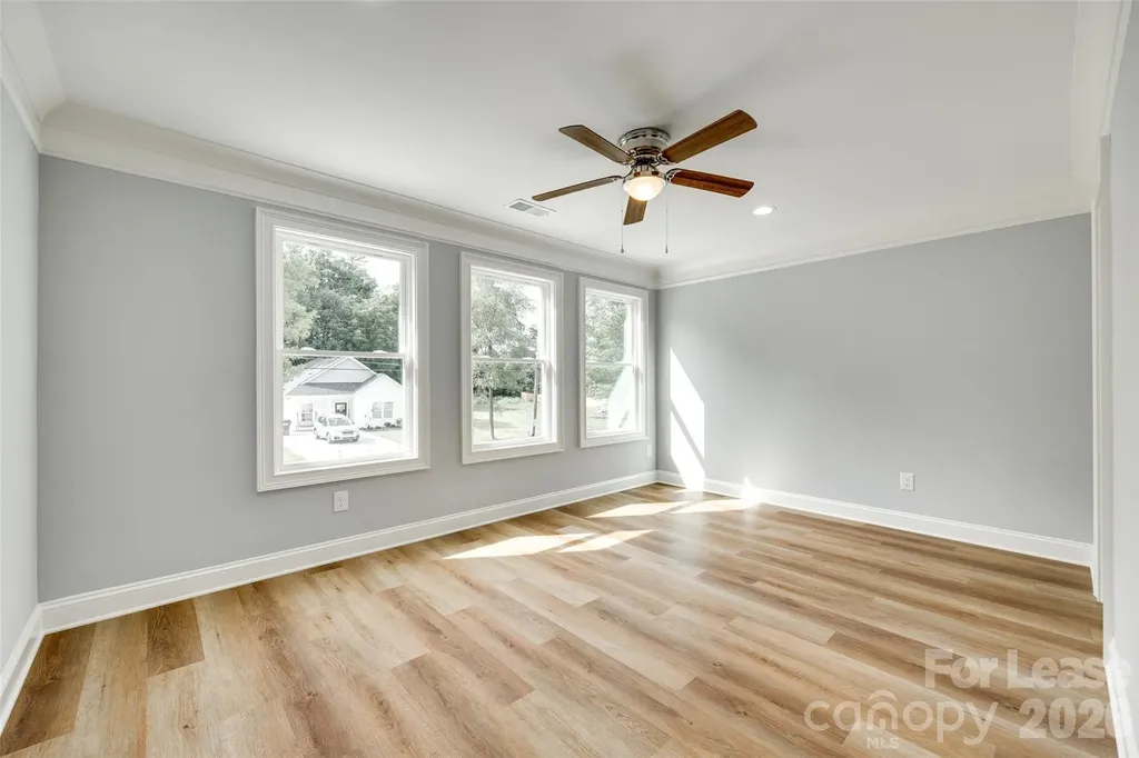 500 Dawn Circle Charlotte NC 28213