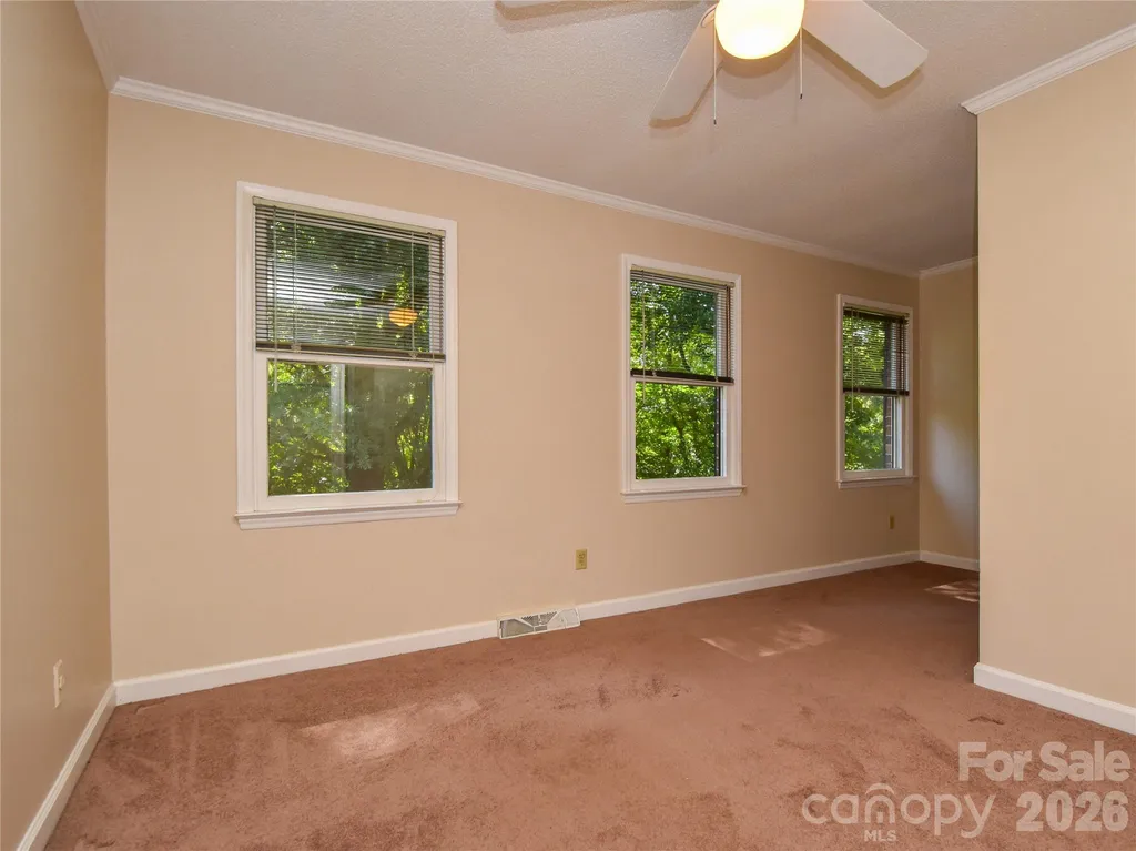 792 Reaford Road Winston Salem NC 27104