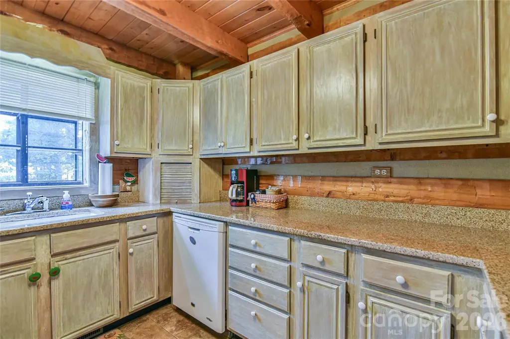 896 Aiken Road Asheville NC 28804