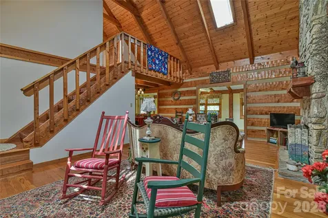 896 Aiken Road Asheville NC 28804