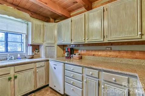 896 Aiken Road Asheville NC 28804
