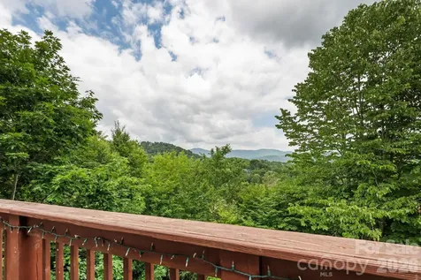 218 Slope View Drive Sugar Mountain NC 28604
