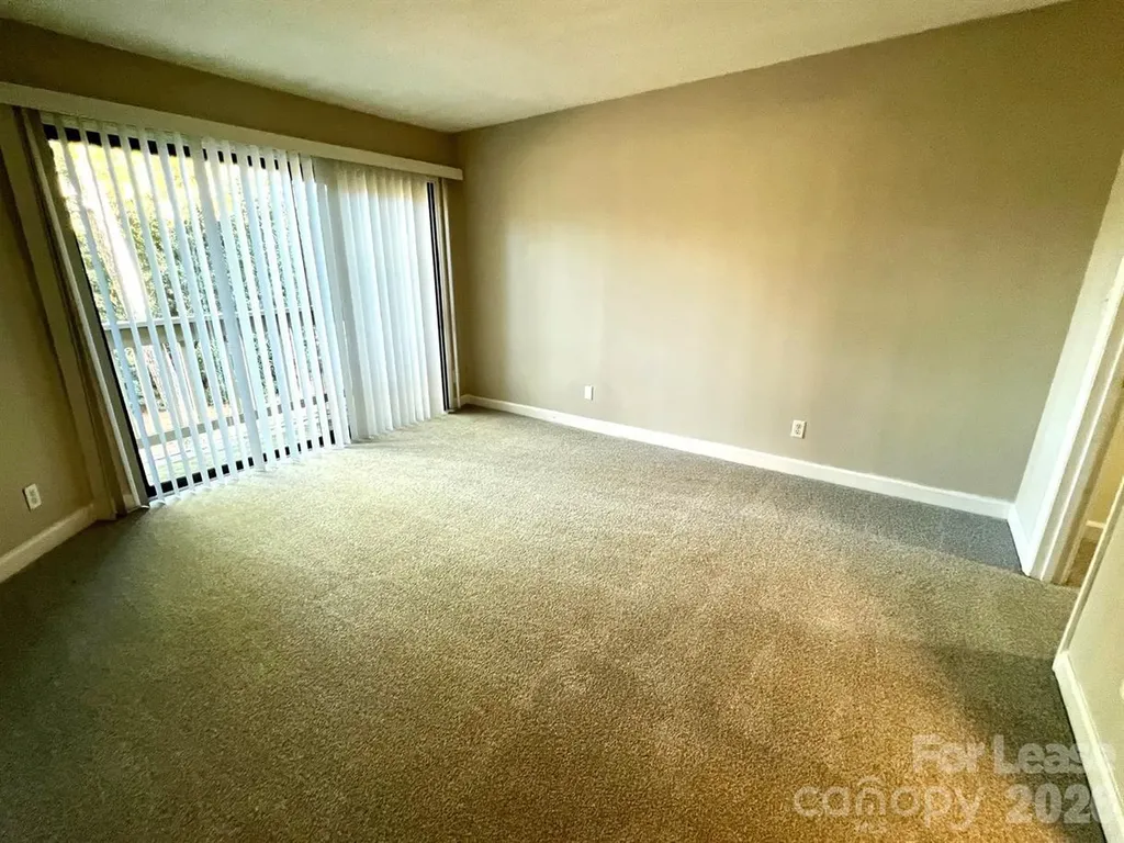 1600 Sharon Road W Charlotte NC 28210