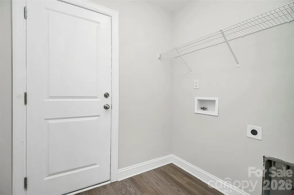 2595 Henry Falls Drive Hickory NC 28602