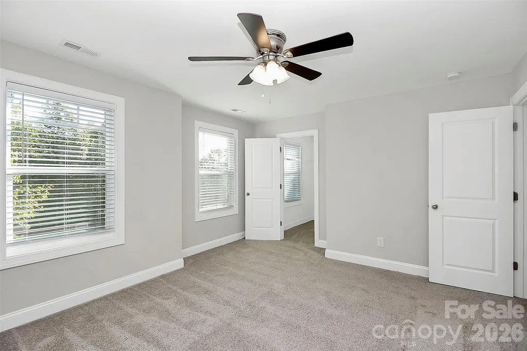 2595 Henry Falls Drive Hickory NC 28602