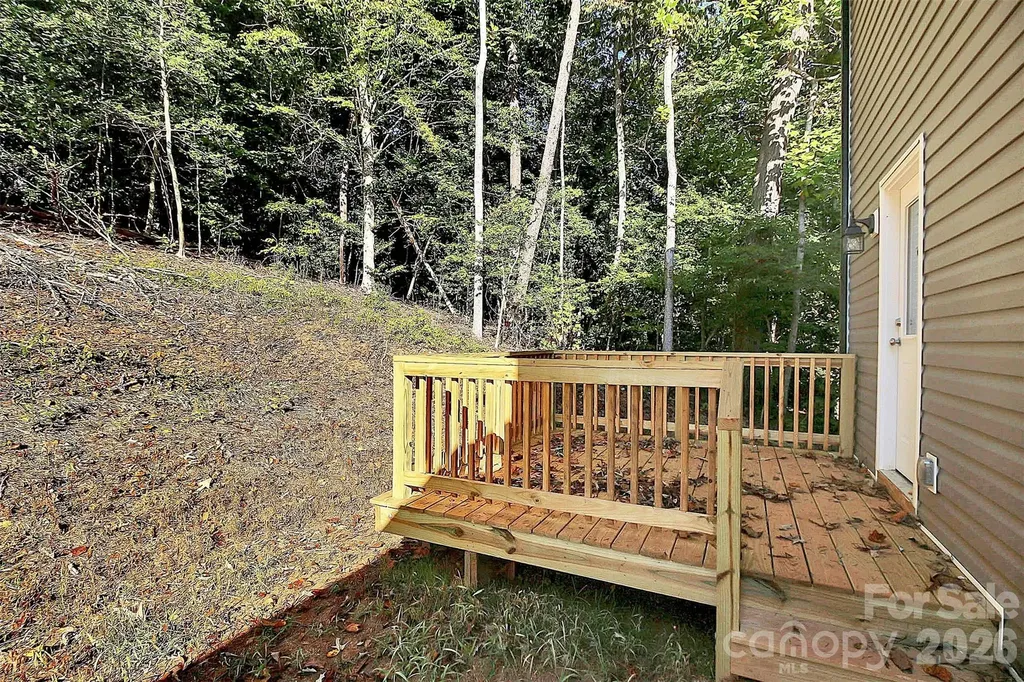 2595 Henry Falls Drive Hickory NC 28602