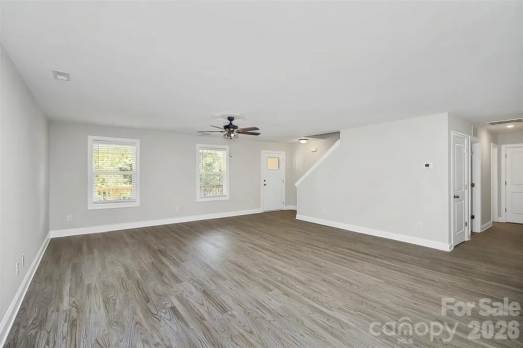 2595 Henry Falls Drive Hickory NC 28602