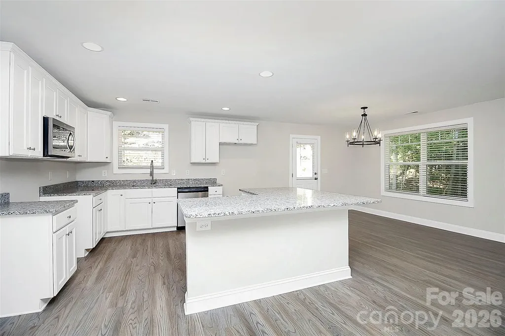 2595 Henry Falls Drive Hickory NC 28602