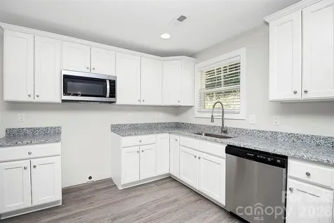 2595 Henry Falls Drive Hickory NC 28602