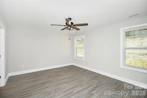 2595 Henry Falls Drive Hickory NC 28602