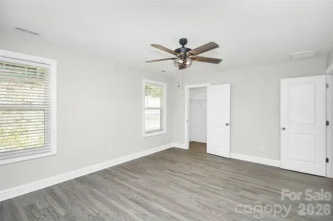 2595 Henry Falls Drive Hickory NC 28602