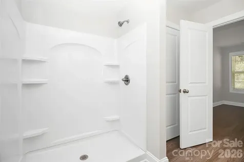 2595 Henry Falls Drive Hickory NC 28602