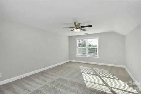 2595 Henry Falls Drive Hickory NC 28602