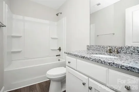 2595 Henry Falls Drive Hickory NC 28602
