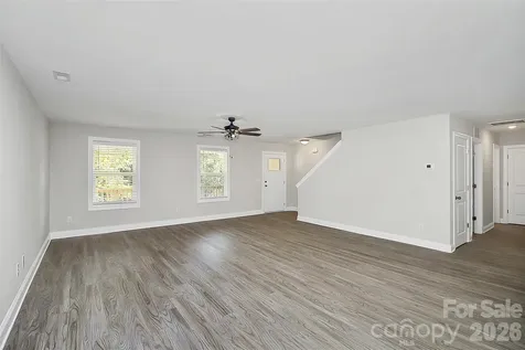 2595 Henry Falls Drive Hickory NC 28602