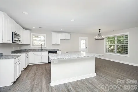 2595 Henry Falls Drive Hickory NC 28602