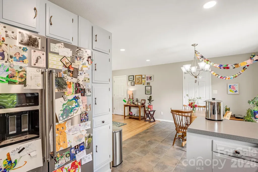5 Hillview Road Asheville NC 28805