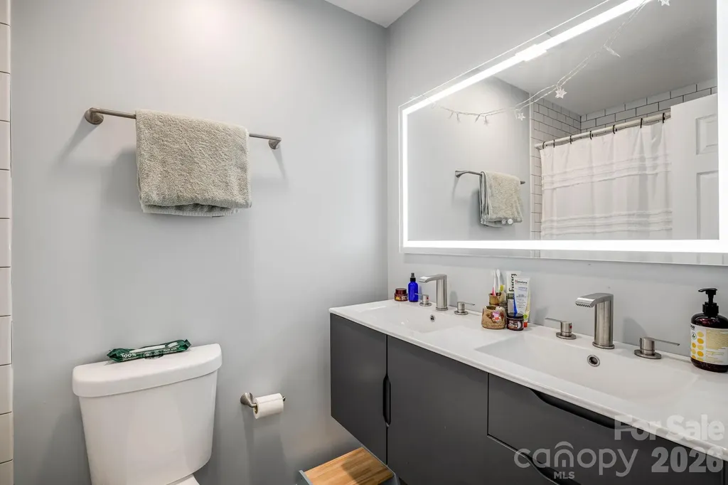 5 Hillview Road Asheville NC 28805