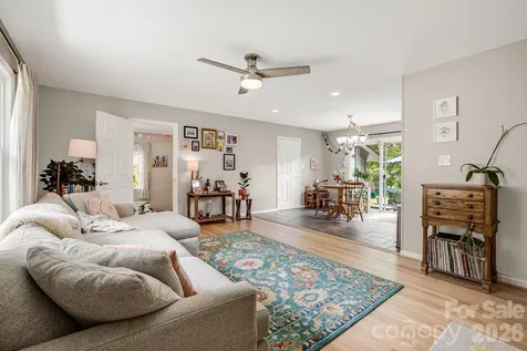 5 Hillview Road Asheville NC 28805