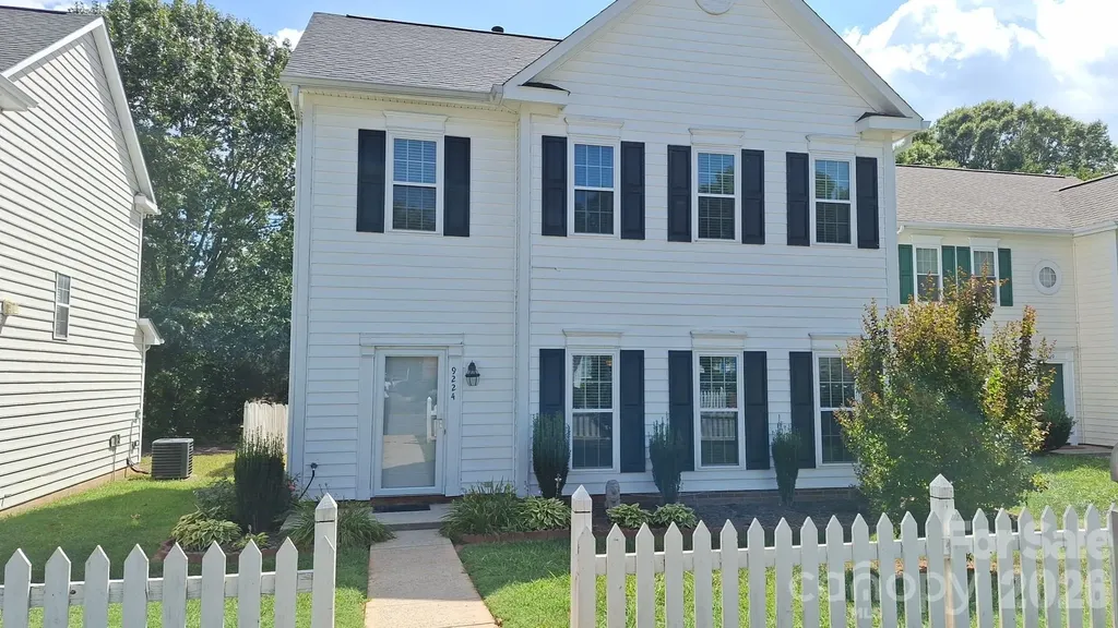 9224 Ligon Court Charlotte NC 28213