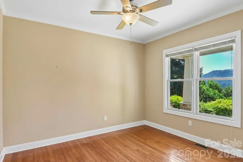 959 Silverglen Way Hendersonville NC 28792