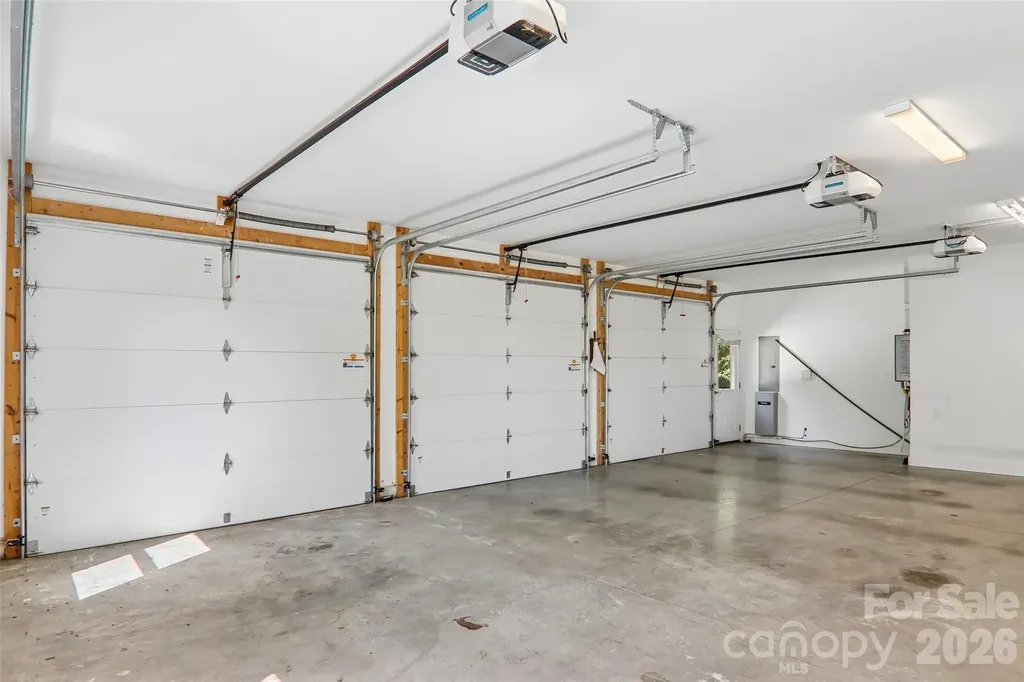 959 Silverglen Way Hendersonville NC 28792