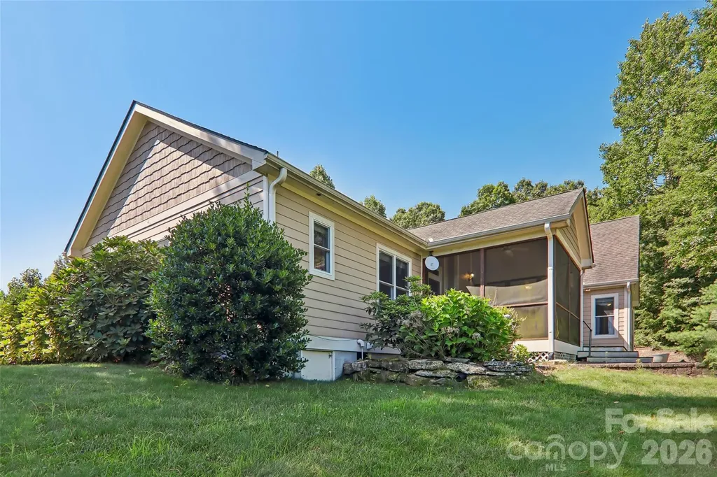 959 Silverglen Way Hendersonville NC 28792