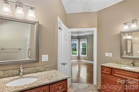 959 Silverglen Way Hendersonville NC 28792