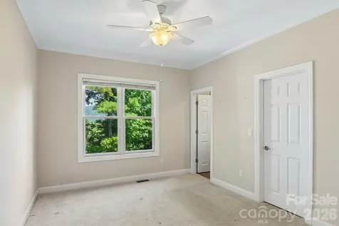 959 Silverglen Way Hendersonville NC 28792