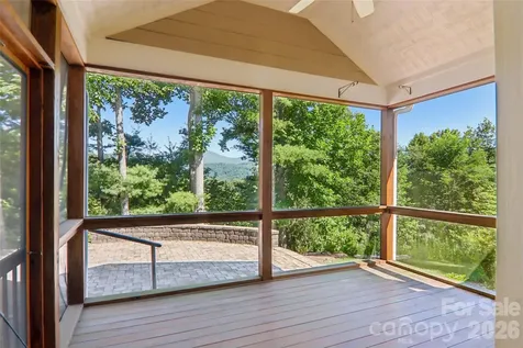 959 Silverglen Way Hendersonville NC 28792