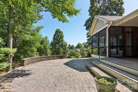 959 Silverglen Way Hendersonville NC 28792