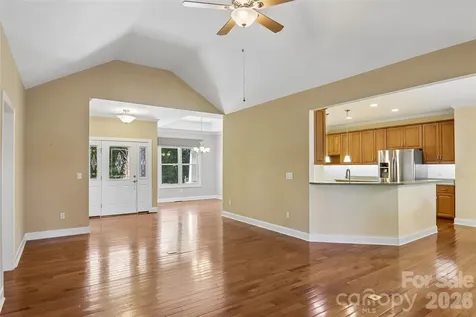 959 Silverglen Way Hendersonville NC 28792