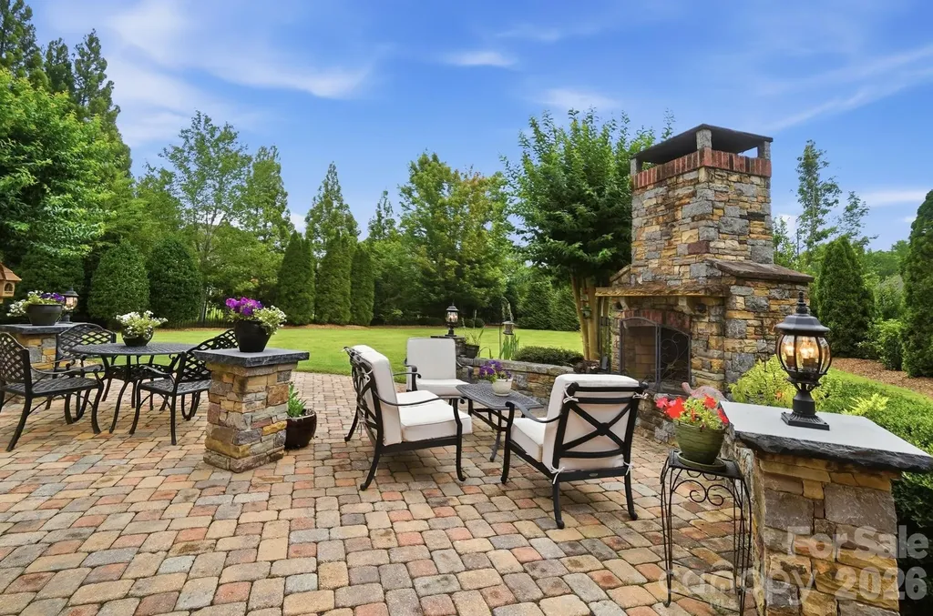 2207 Avenza Drive Waxhaw NC 28173